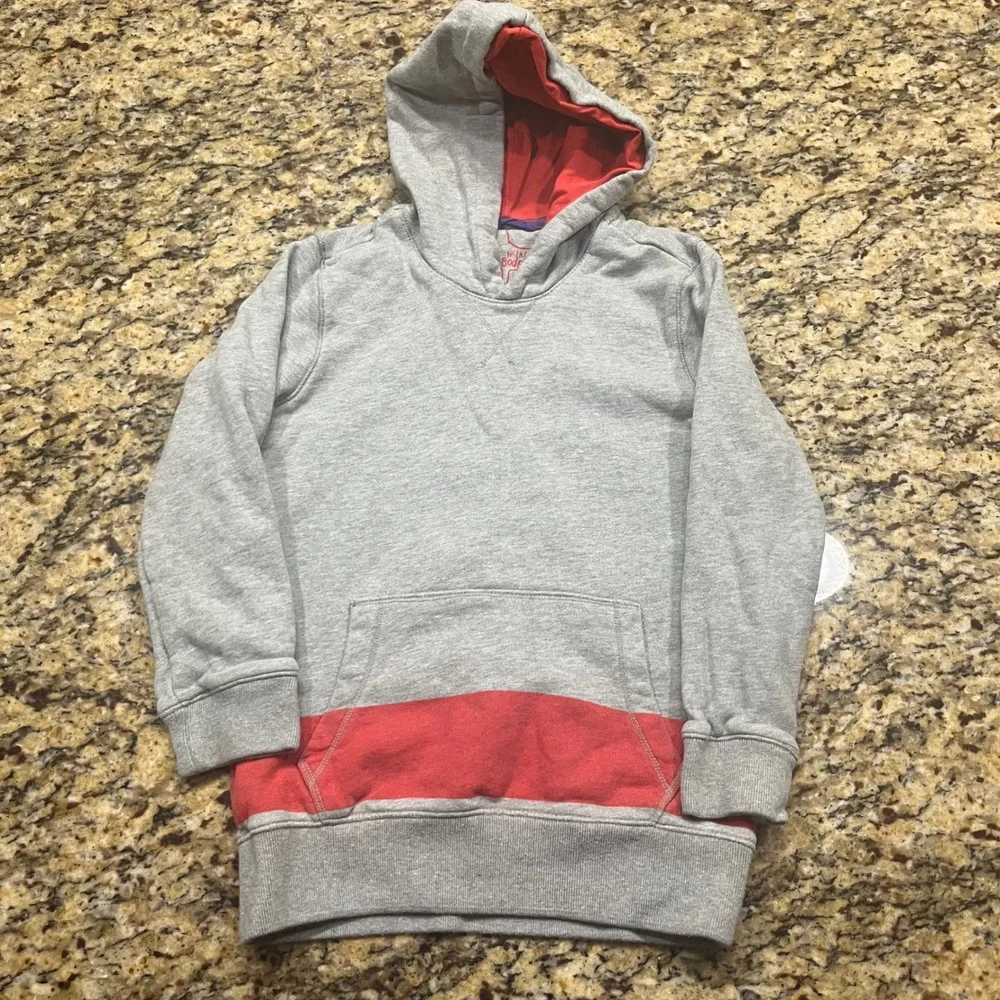 Mini Boden Boys Gray Red Colorblock Hoodie Pullover Sweatshirt Size 7-8Y